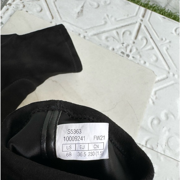 STUART WEITZMAN Max 85 Pointed Toe Bootie Black suede size 6 - Picture 13 of 13